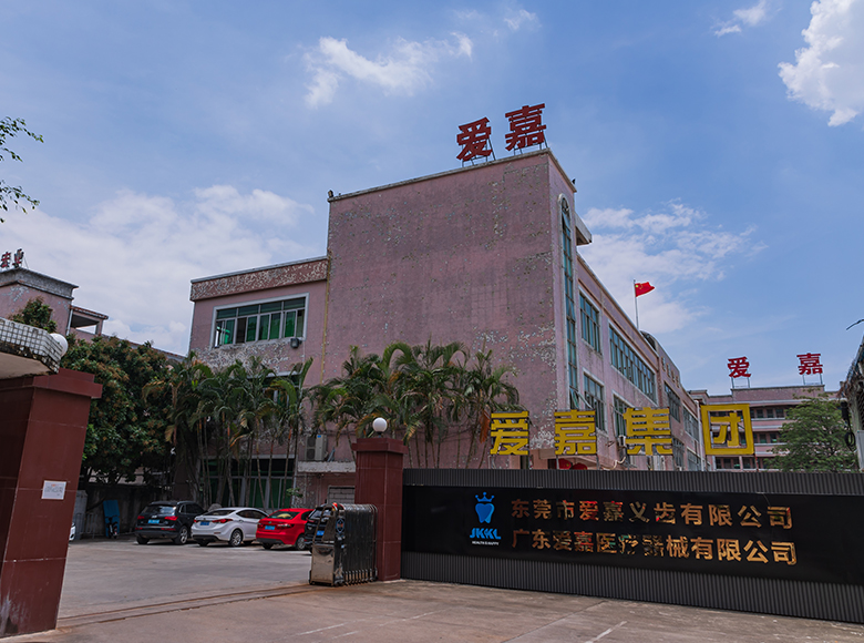 1-210H1110920T0.jpg